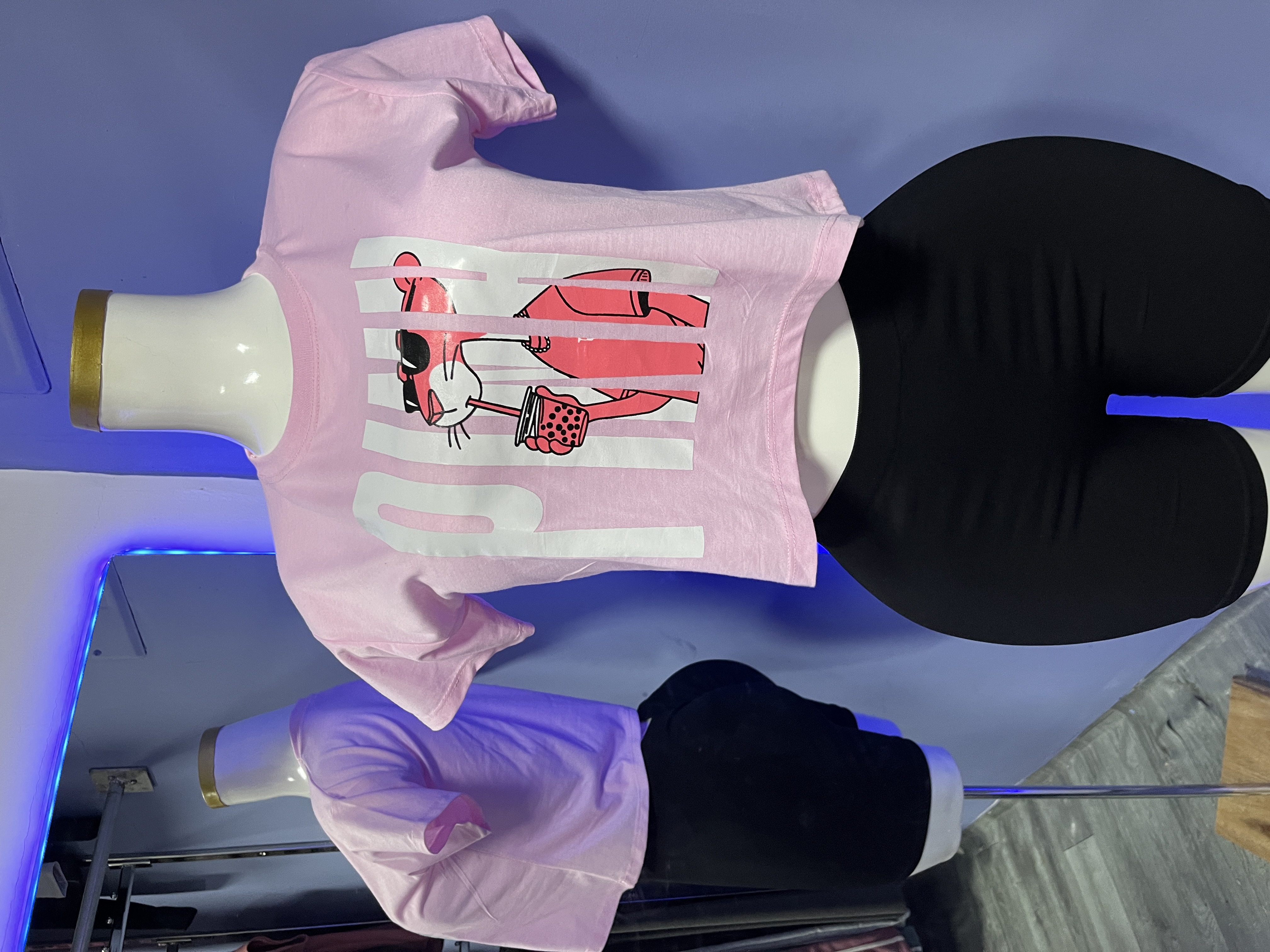 Camiseta basica Pantera Rosa